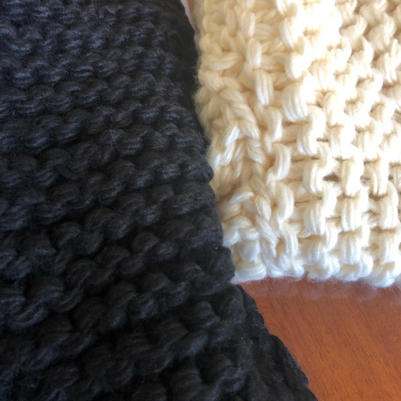 Hand-Knitted Chunky Cardigan Sweater NWOT - Picture 6 of 8